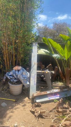 Four 9’x8’ Hardy Frames