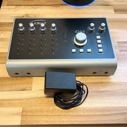 Audient ID44 Audio Interface