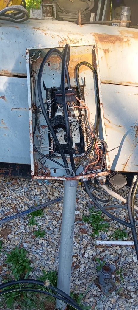 Breaker Box And 2 50ft Wires