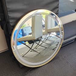 Round Mirror