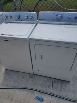 Washer and dryer set gas