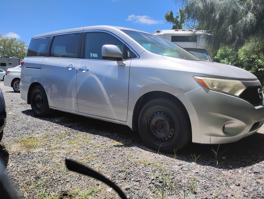 2012 Nissan Quest 124K