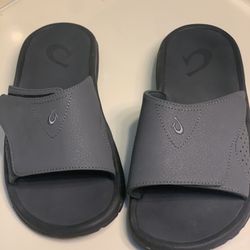 Mens Slides Size 8 Olukia Nalu