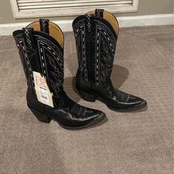 WOMENS BOOTS 