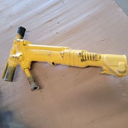 Large Air Jack Hammer: Reduced