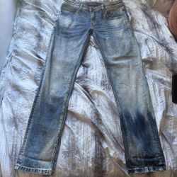 Jeans size 32