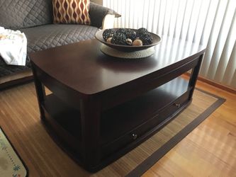 Center living room table with rising top solid wood