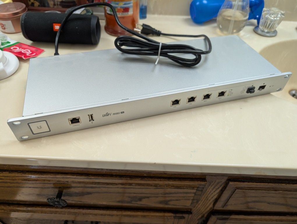Unifi USG 4 Pro Gateway