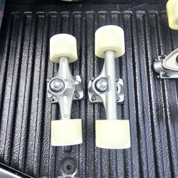 Skateboard Wheel Set