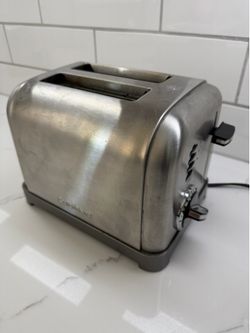 Cuisinart stainless steel 2-slice toaster in good shape!
