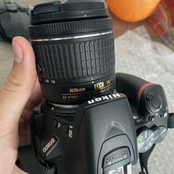 Nikon D5600 Camera + 18-55mm Lens