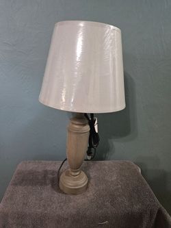 Vintage Style Small Table Lamp with Shade