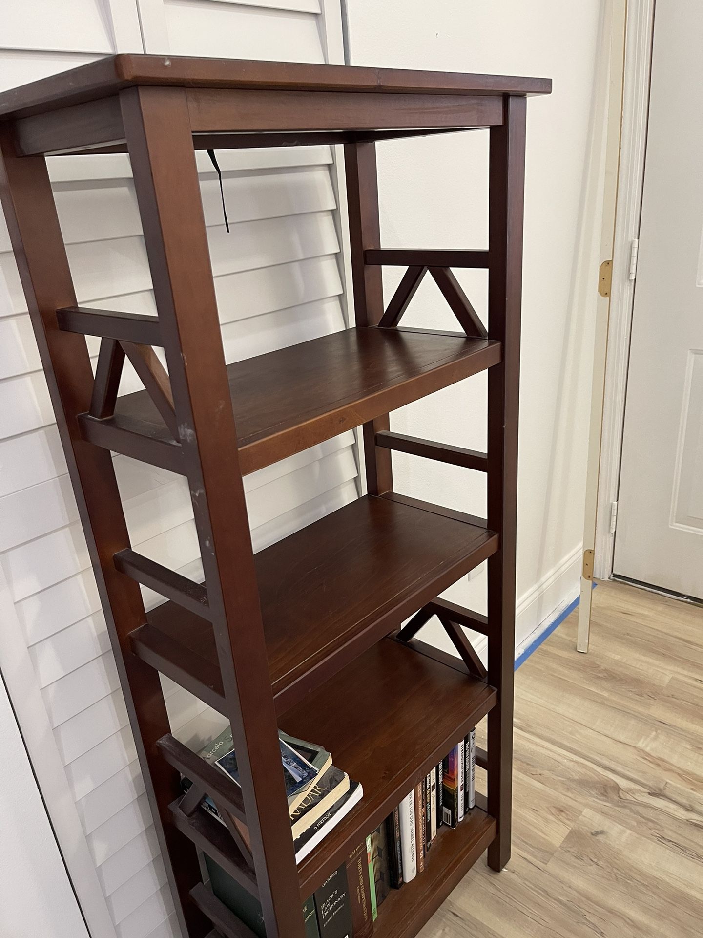 Book Shelf for Sale in Homestead, FL OfferUp