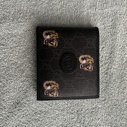 Brown Gucci Wallet /Money Clip for Sale in Miami, FL - OfferUp