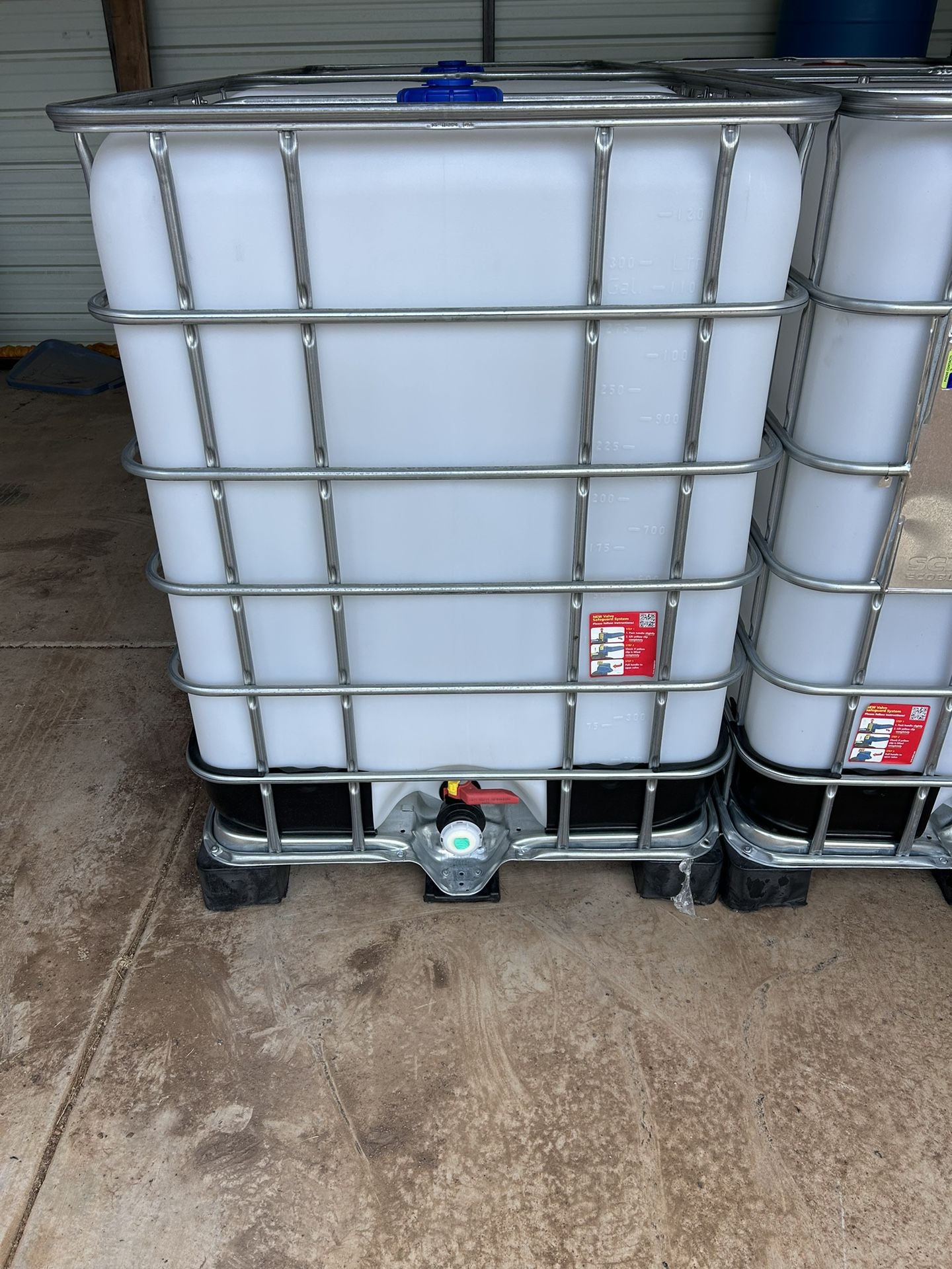330 Gallon Water Totes Food Grade