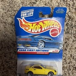 1998 🏎️🏎️Hot Wheels First Edition - Mercedes SLK Yellow - NEW - #11