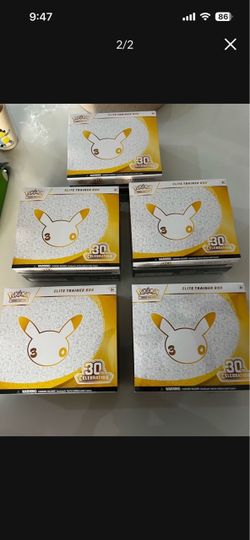 Pokemon 30th celebration etb