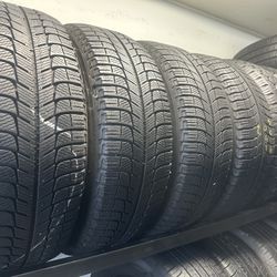 SET OF TIRE 205 60 16 MICHELIN 85% LIFE