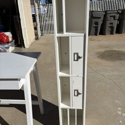 Pottery barn, floating shelf