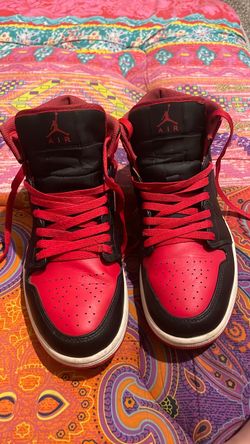 Air Jordan 1 Mid Bred High-Top Sneakers