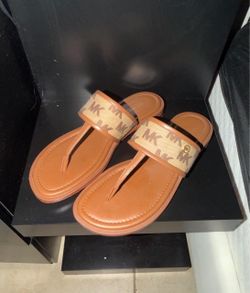 micheal Kors Sandals