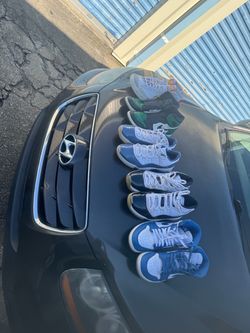 Sneakers (Jordan/Nike) For CHEAP shoot offers