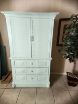 Armoire