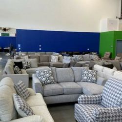 Liquidating all Living room furniture!