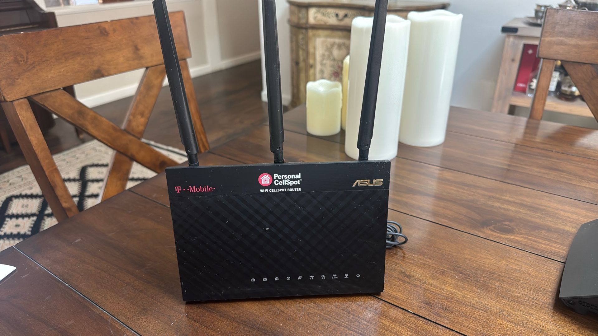 Personal Hotspot / WiFi Cell spot Router