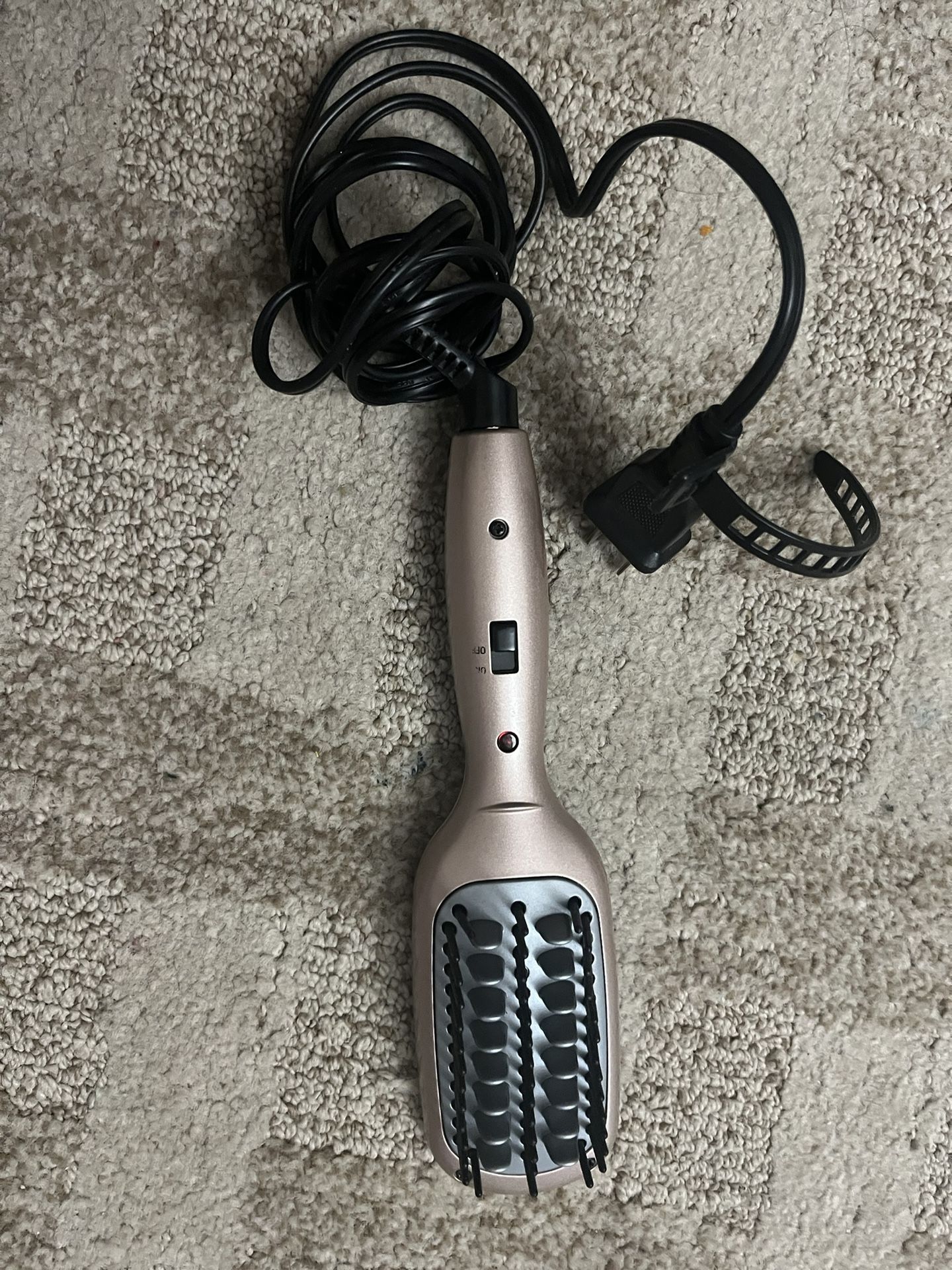 Conair Smoothening Hot Air Brush Mini