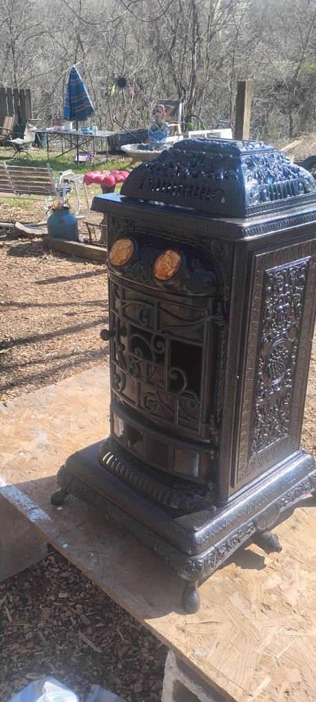 Antique Parlor Stove Gas