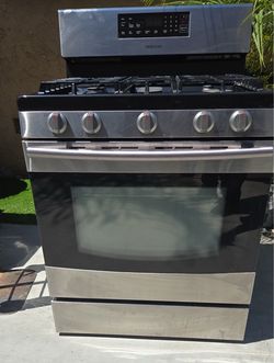 Samsung Stainless Steel Gas Range
