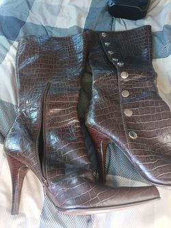 Women's shoes by nine west