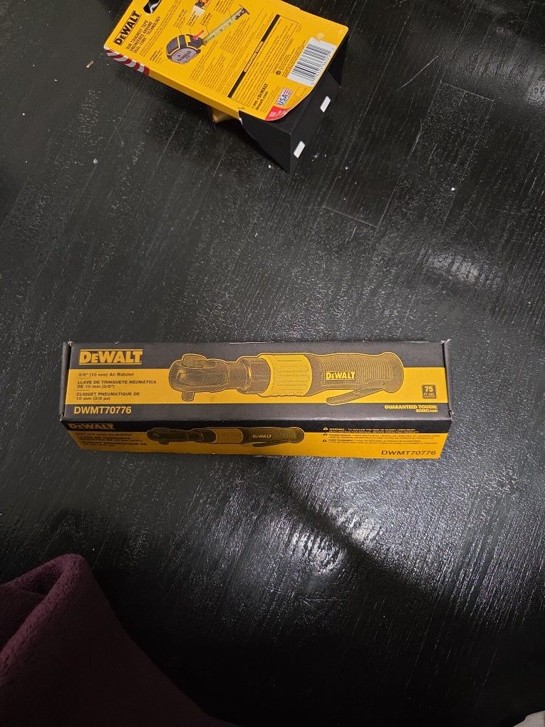 DeWalt 3/8 Air Ratchet
