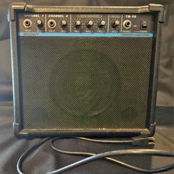 Guitar AMP - ALMOST BRAND NEW