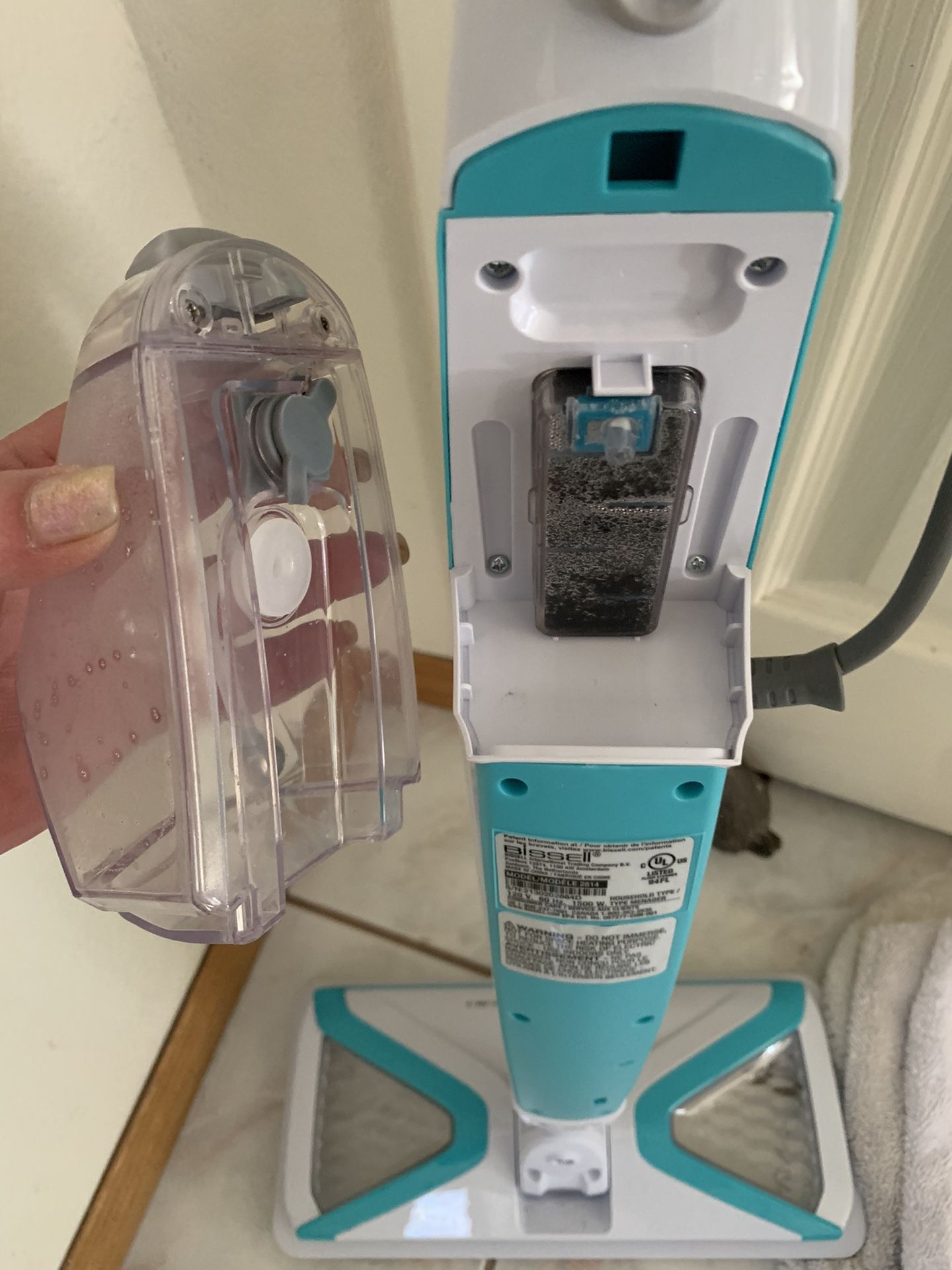 Bissell Powerfresh 2 In 1 Surface Steam Mop for Sale in Escondido, CA