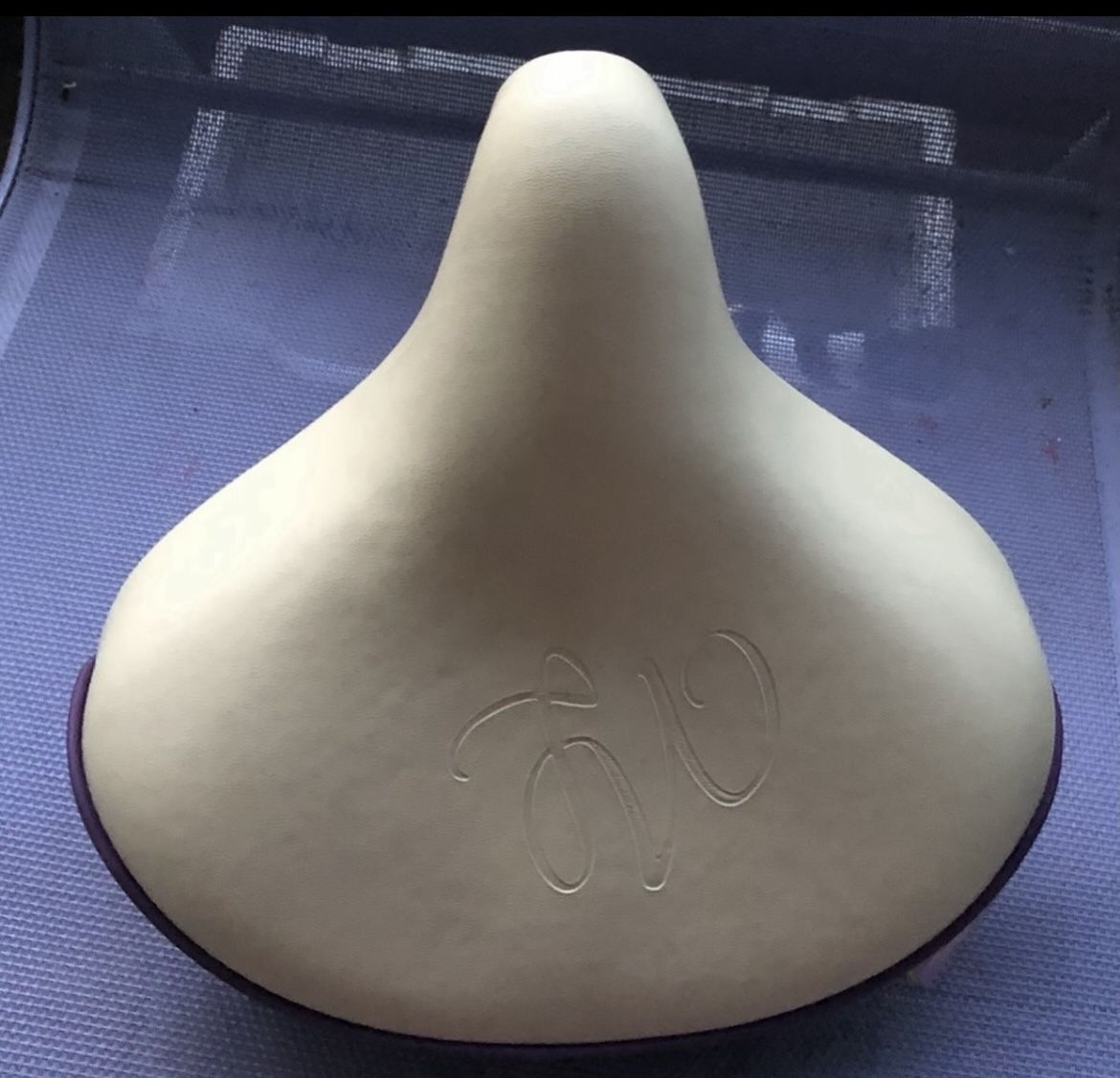 New Saddle Back Bike Seat 