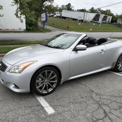 2010 Infiniti G37 Sport Convertible 