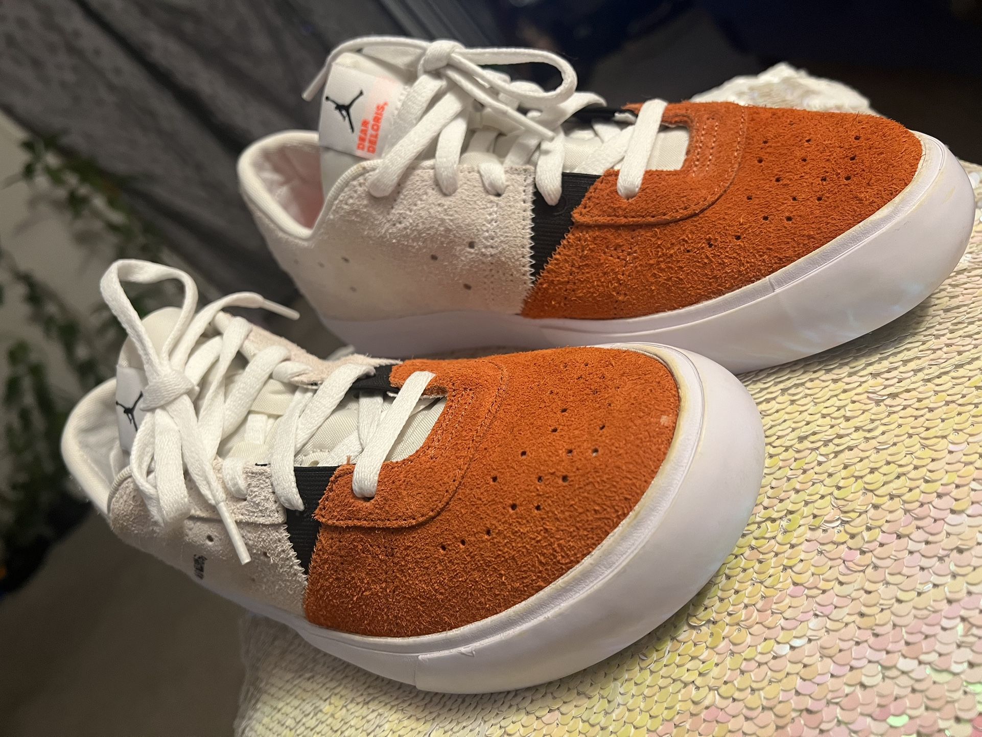 Jordan Size 8 Men Like New ( Used One Time)