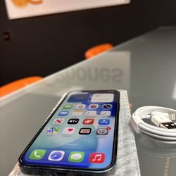 iPhone 12 64gb unlocked for any carrier battery health 86% screen is in excellent condition but the housing  case wear. From the last case it had. Eve