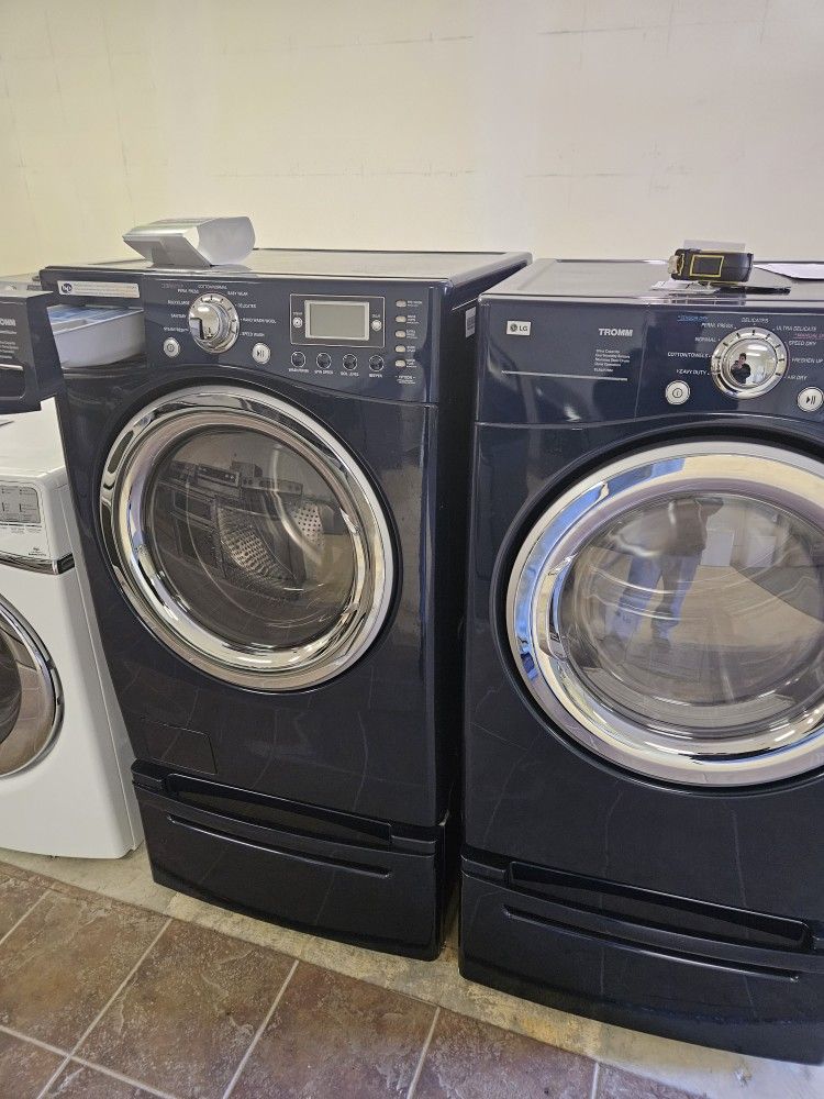 Lg Pedestal Washer And Dryer Used Good Conditions 