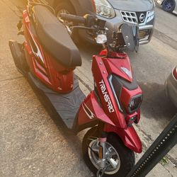 50cc Transport Key And Title Has Only 400 Miles Still Brand New