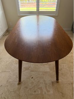 Dine table