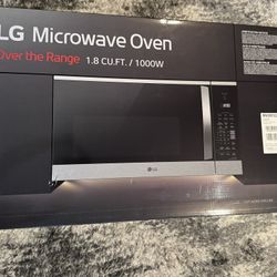 LG 1.8-cu ft 1000-Watt 29.88-in Over-the-Range Microwave