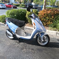 Derbi Hunter Manhattan NYC 2T Scooter 