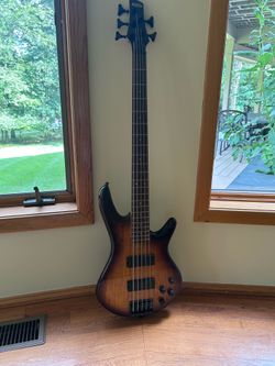 Ibanez GSR205SM 5-String Bass - Excellent Condition
