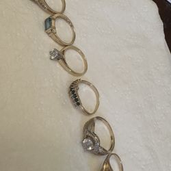 I’m Selling Those Rings 14k $250 And 300 Each One Tambien Compramos Oro$$