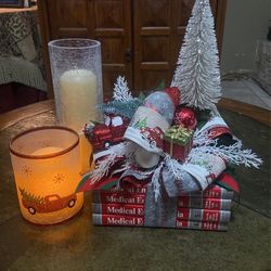 Red Christmas Truck Centerpiece $25