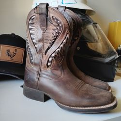 Ariat Boots Size 1.5