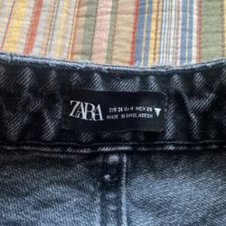 ZARA MOM JEANS